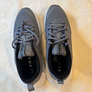 Under Armour Charge Commit Shoes